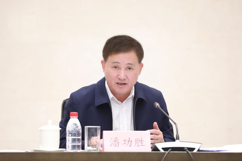 潘功勝1.jpg 潘功勝1.jpg