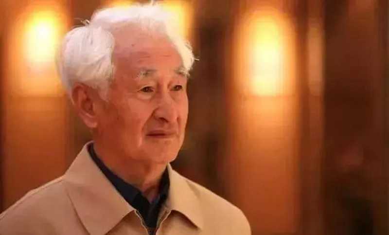 98年5月，季克良成為茅臺新時期的”掌舵者“。.jpg
