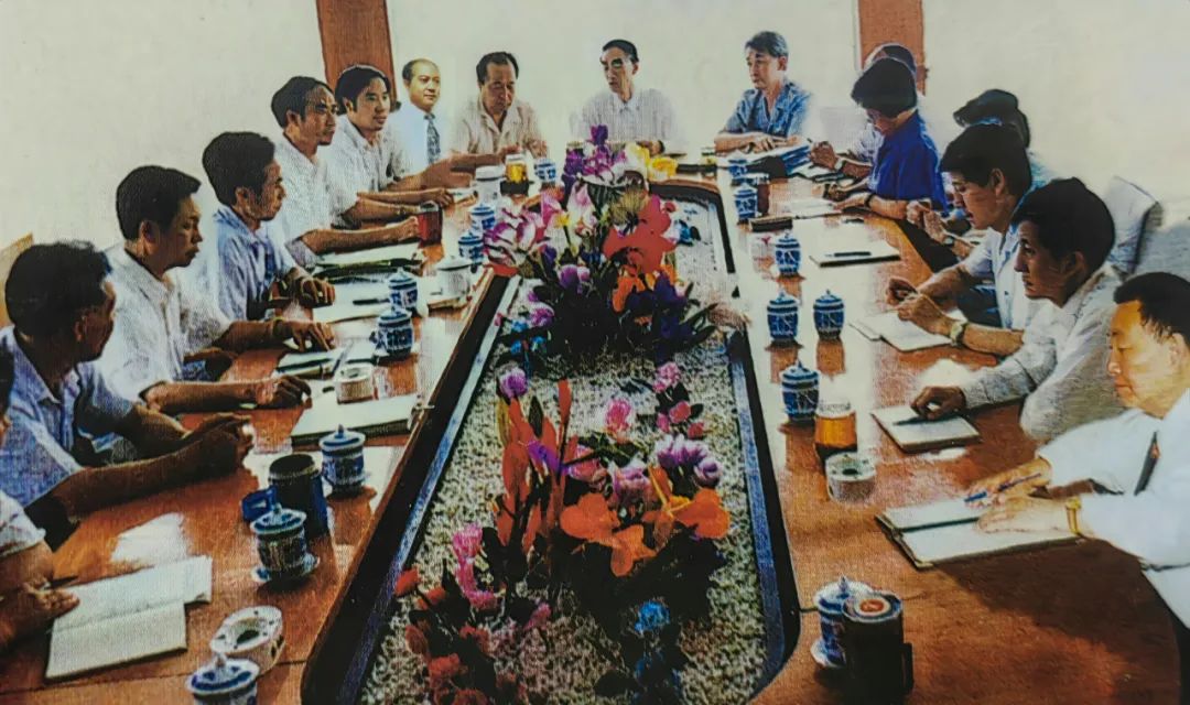 對于核心靈魂人物的辨識與關(guān)懷，鄒開良也做到了令人感動的地步。.jpg