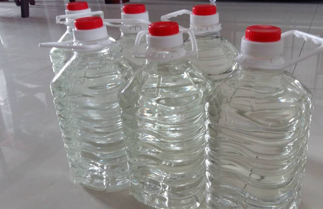 塑料瓶是否可以用來(lái)裝白酒？2.png