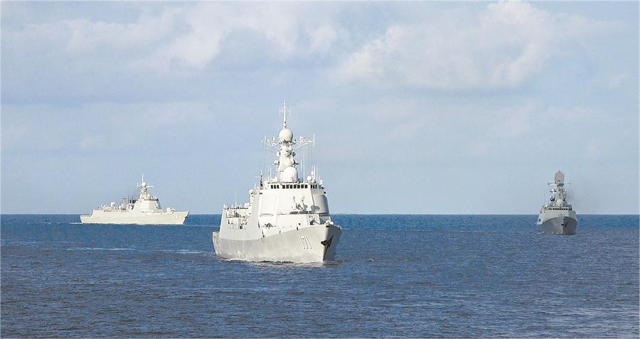 海軍某支隊(duì)開展實(shí)戰(zhàn)化訓(xùn)練.jpg